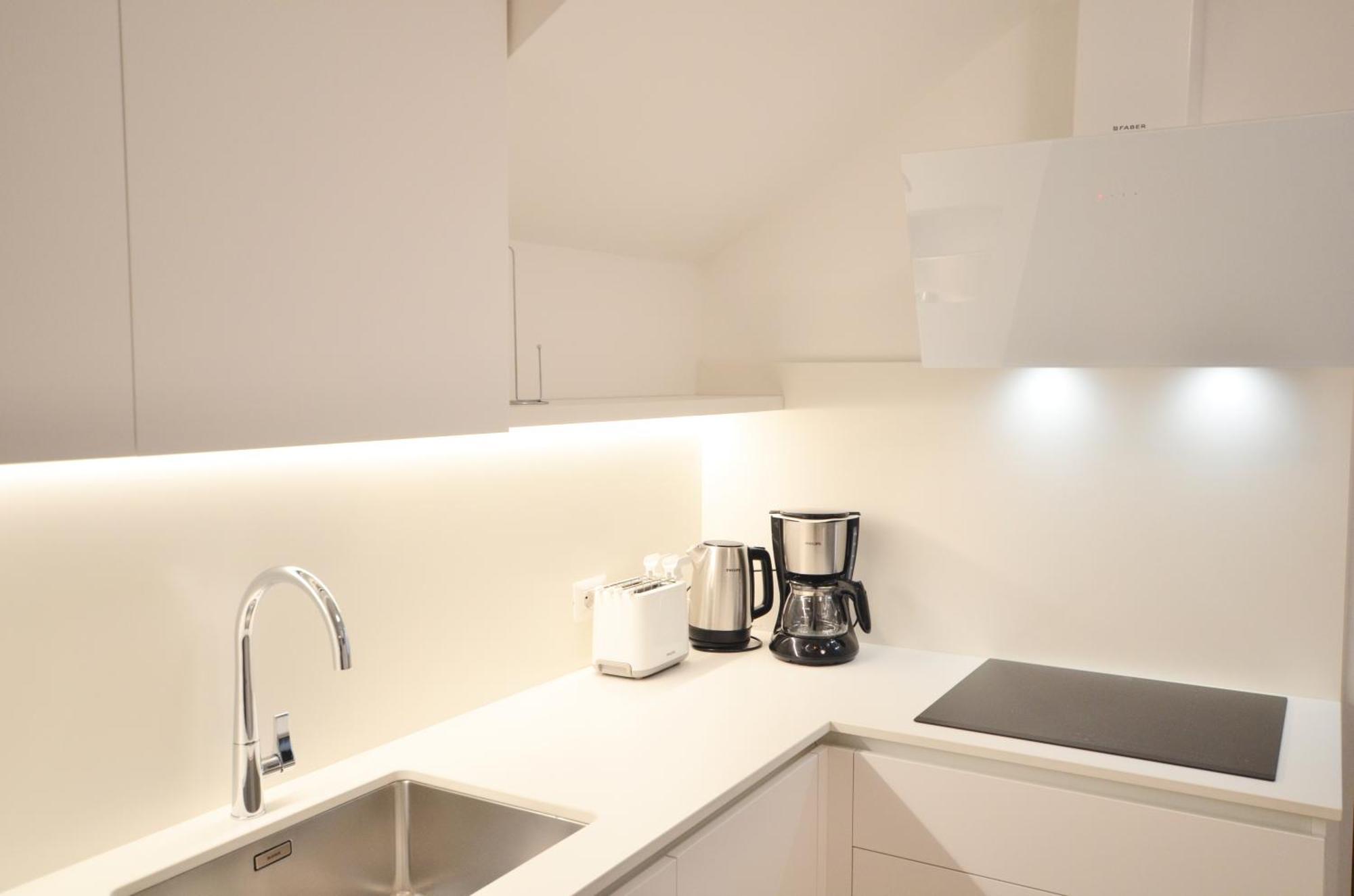 Villa Phoenix - Lake Apartments Ρίβα ντελ Γκάρντα Εξωτερικό φωτογραφία